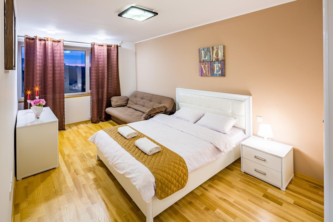 Bv Apartments Svobodu Avenue Lviv Luaran gambar