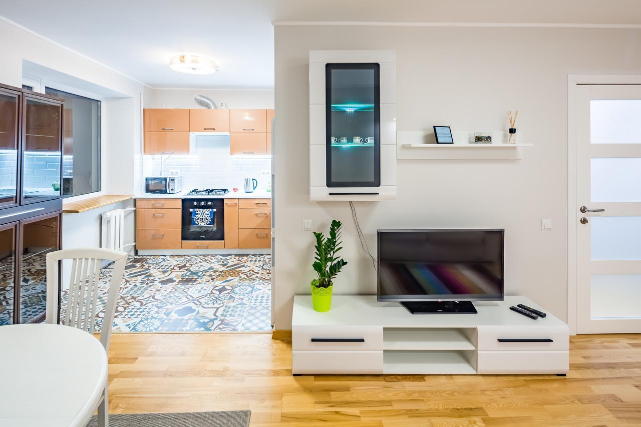 Bv Apartments Svobodu Avenue Lviv Luaran gambar