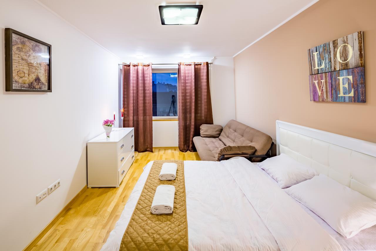Bv Apartments Svobodu Avenue Lviv Luaran gambar